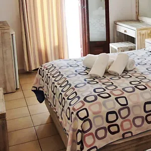 https://artemis-mykonos.hotels-in-mykonosisland.net